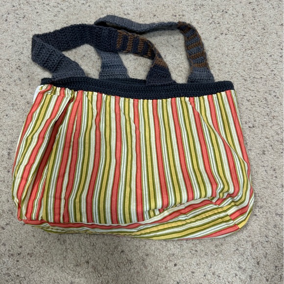 shoulder bag Hand made knitted upcycled shoulder bag - Picture 7 of 12